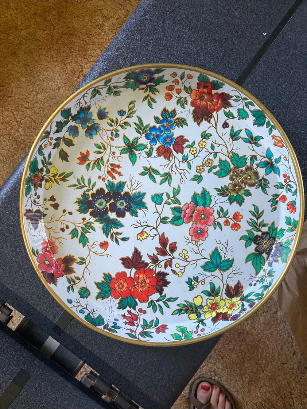 Beautiful Daher decorated ware floral metal serving tray